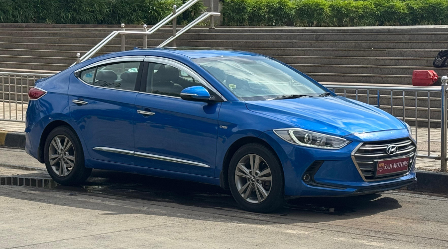 
								Hyundai ELANTRA 1.6 SX CRDI (SUNROOF) full									